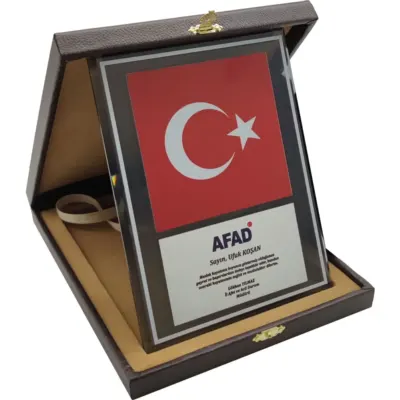 Ekt-700 kutulu kristal plaket - Anadolu Promosyon